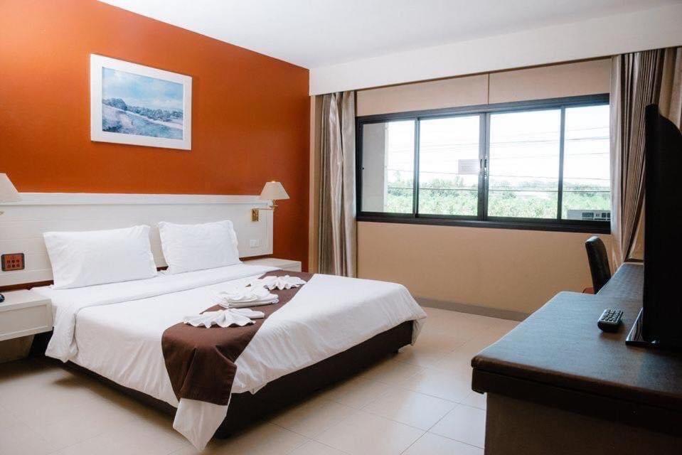 Nipa Garden Hotel Szuratthani Kültér fotó